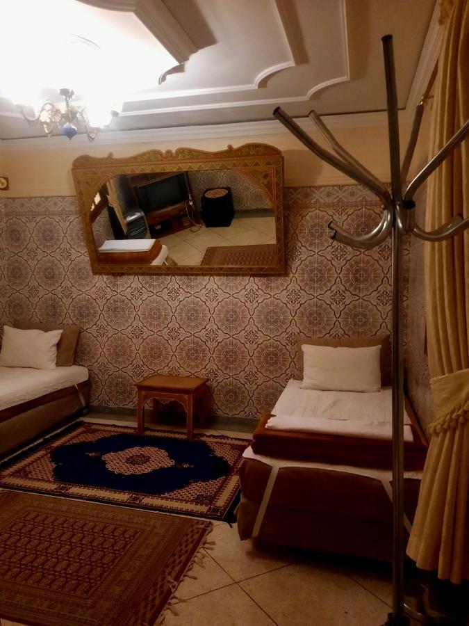 Stay With Low Budget Марракеш Экстерьер фото
